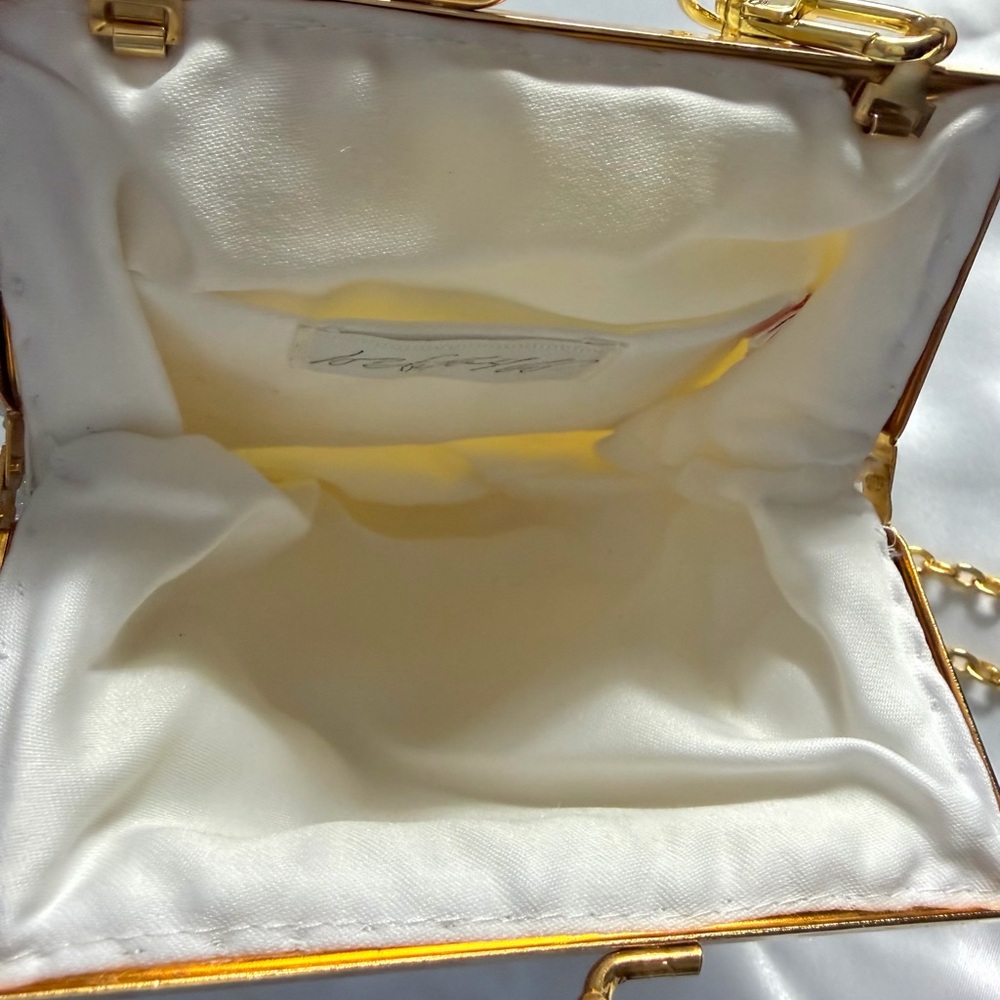 Elegant Small Evening White Beaded Bag w/Shoulder Chain, Excellent Preowned Cond - Picture 12 of 13